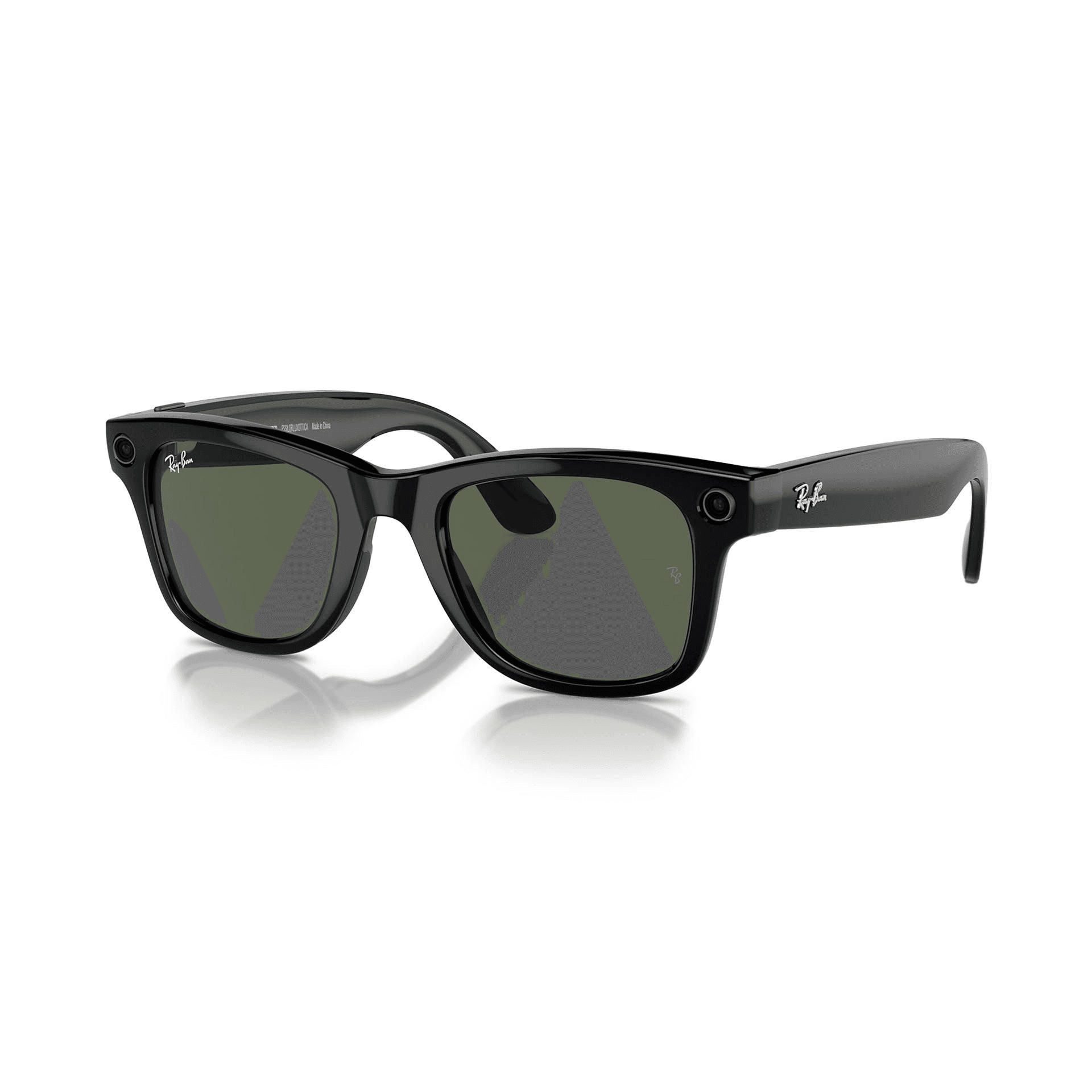 Glasses with an integrated camera